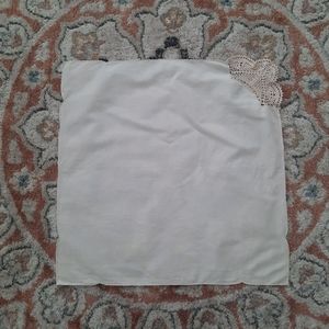 Vintage ivory napkins crochet corner